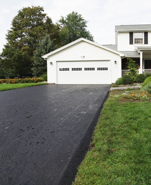 Cost of Blacktop Driveway Paving in Spring