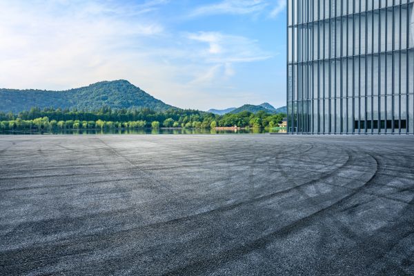Cost of Industrial Asphalt Paving in Spring