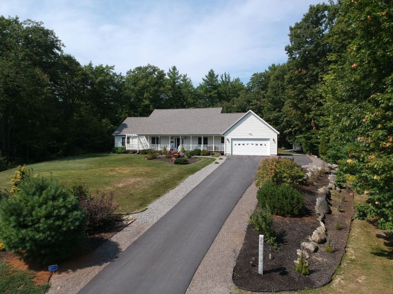 Asphalt Driveway with Clean Edges